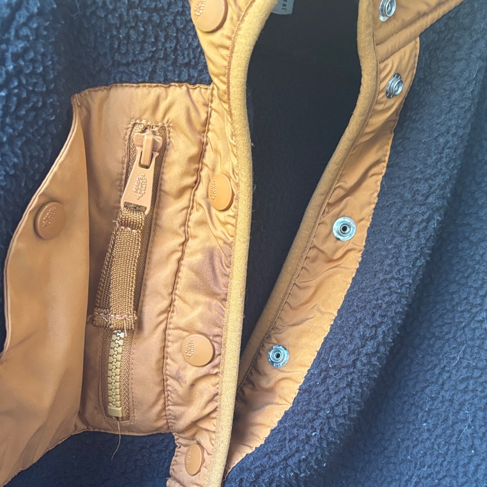 FREE PEOPLE Cozy Black and Orange Fleece Jacket - Picture 3 of 4